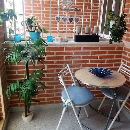 Amazing Sunny Flat With Balcony Pool Two Mins From The Beach Torrevieja Eksteriør bilde