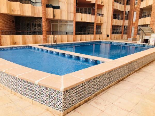 Amazing Sunny Flat With Balcony Pool Two Mins From The Beach Torrevieja Eksteriør bilde