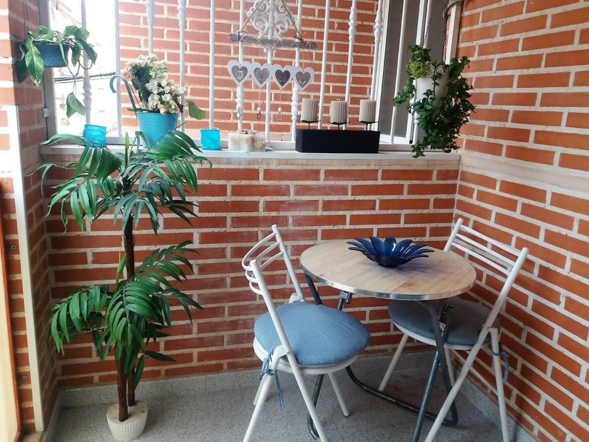 Amazing Sunny Flat With Balcony Pool Two Mins From The Beach Torrevieja Eksteriør bilde